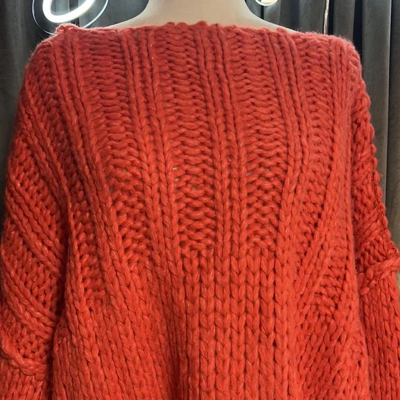 Free People Be There Oversized Chunky Cableknit Pullover Sweater in Coral - Picture 3 of 7